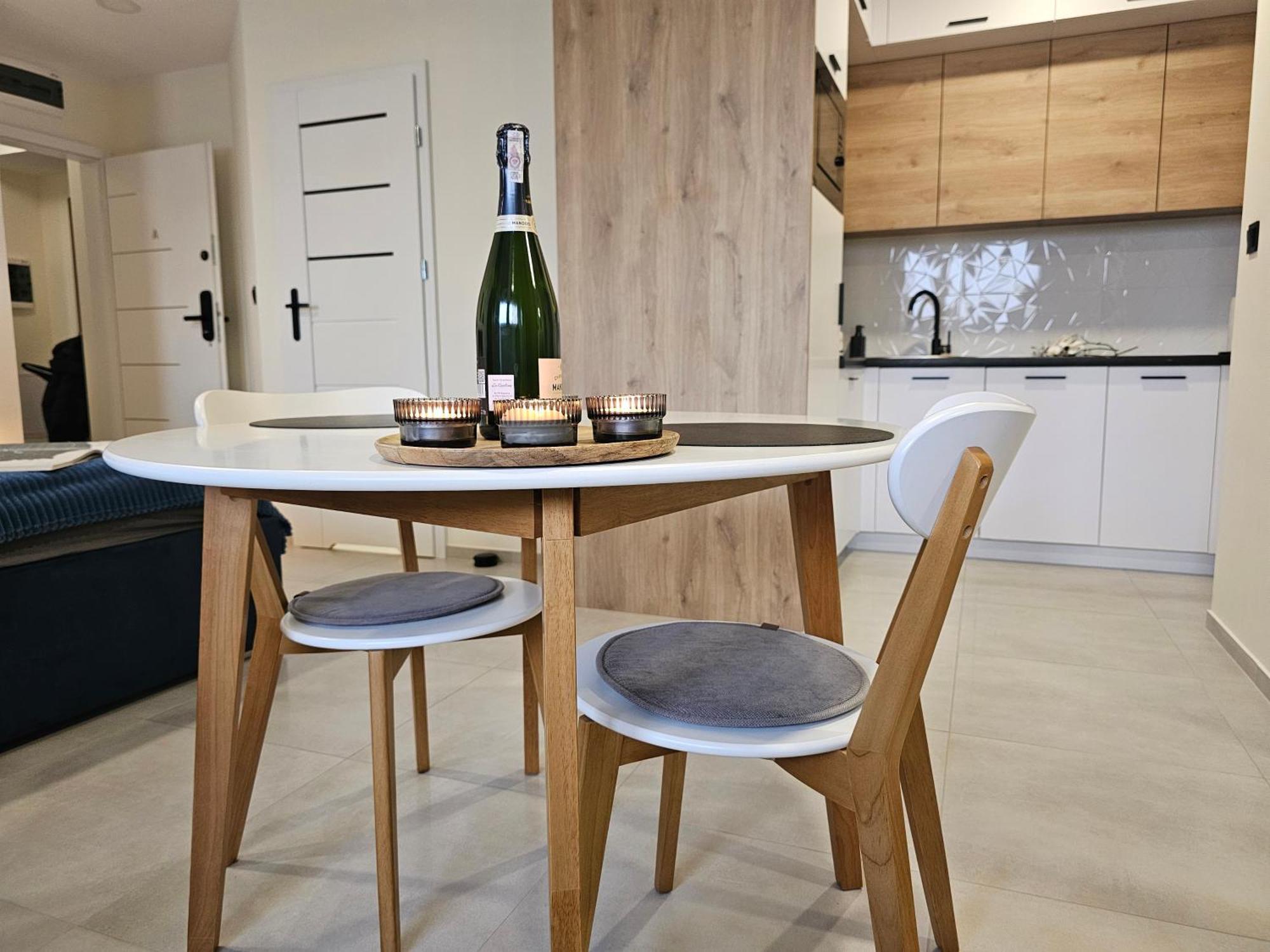 Urban Apartments Premium Baildona 18A, Free Garage, Self Check-In カトヴィツェ エクステリア 写真